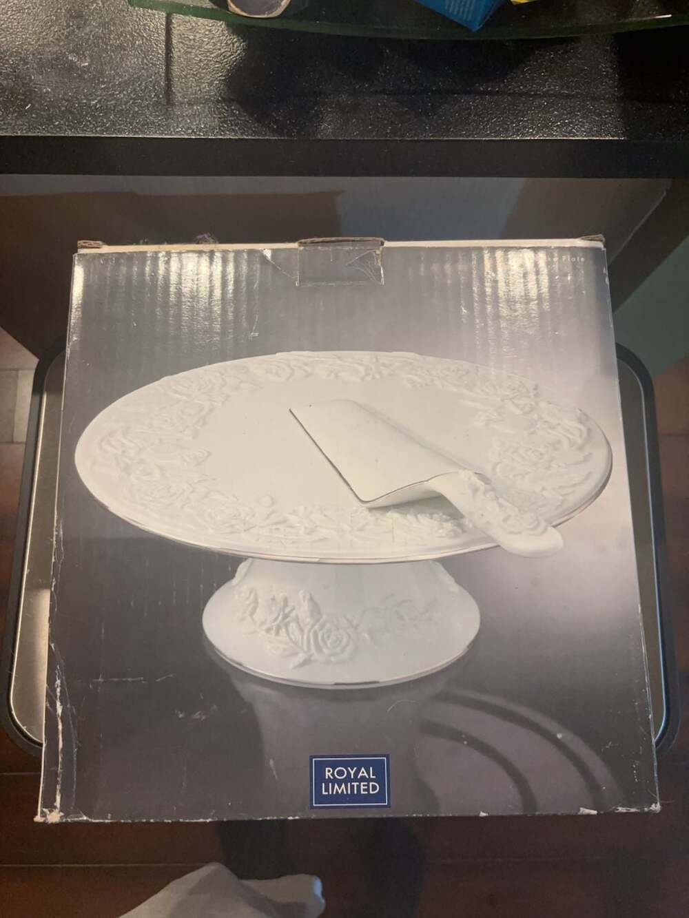 Royal Limited White Rose Embossed Porcelain Cake Plate with Server